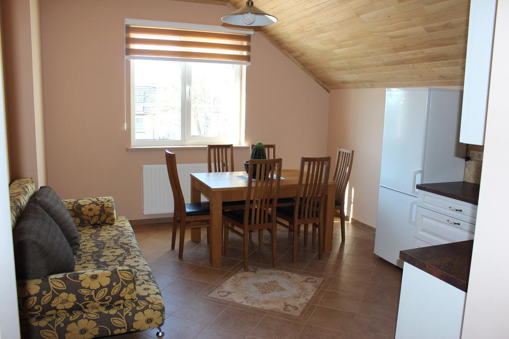 Sveciu Apartamentai Vanagupeje พาลังกา ภายนอก รูปภาพ